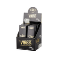 Emballage de cônes préroulés The Cali by VIBES d'un gramme en mélange Ultra Thin, 8 pochettes de 3 cônes, emballage noir.