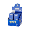 Emballage de cônes préroulés The Cali by VIBES de 2 grammes en mélange Rice, 8 pochettes de 3 cônes, emballage bleu.