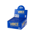 Boîte présentoir de carnets de feuilles à rouler VIBES King Size Slim en mélange Rice, emballage bleu.