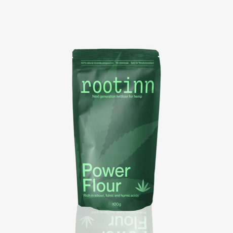 Sachet d'engrais foliaire rootinn PowerFlour à base de silicium et de substances humiques.