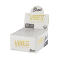 Boîte présentoir de carnets de feuilles à rouler VIBES Fatty avec filtres en carton, 33 feuilles par carnet, 24 carnets par présentoir.